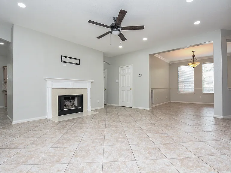 202 W Sterling Pond Cir — Photo 15