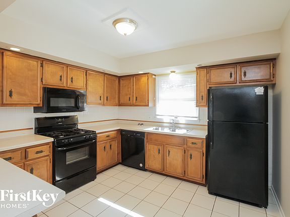 5th image of 436 Burke Dr