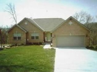 19879 Overlook Cir, Lawrenceburg, IN 47025