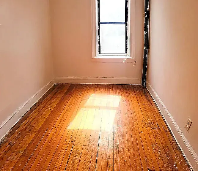 2403 Hoffman St #28 — Photo 5