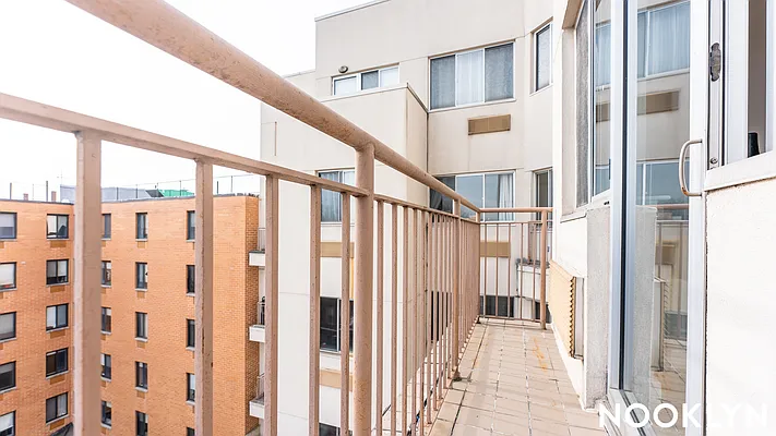 Rented by Nooklyn NYC LLC | media 19