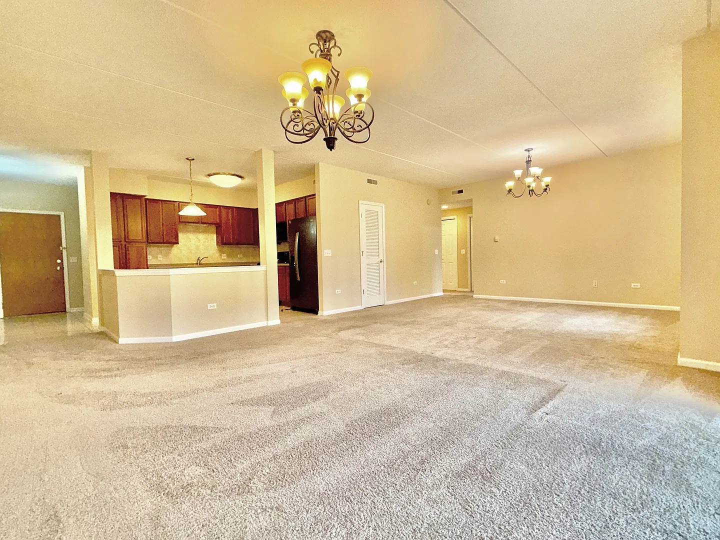 2 bed, 1575 sqft, $2,500 — Photo 3