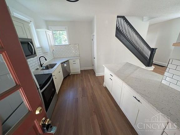2nd image of 785 Delta Ave