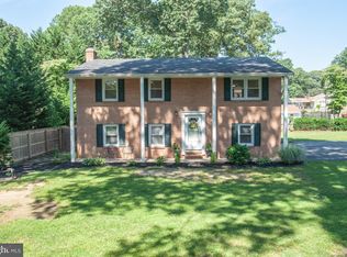 212 12th St, Pasadena, MD 21122