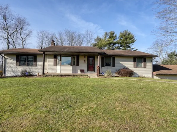 61279 Greenbriar Dr, Cambridge, OH 43725