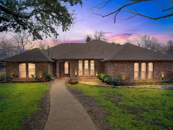 622 Meadowview Ln, Coppell, TX 75019