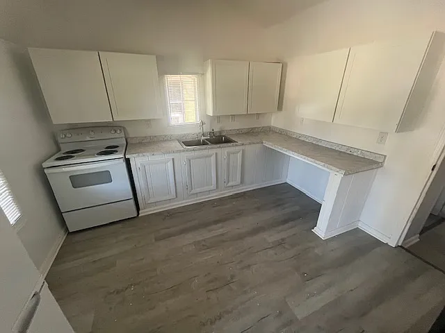 632 Church St — Photo 3