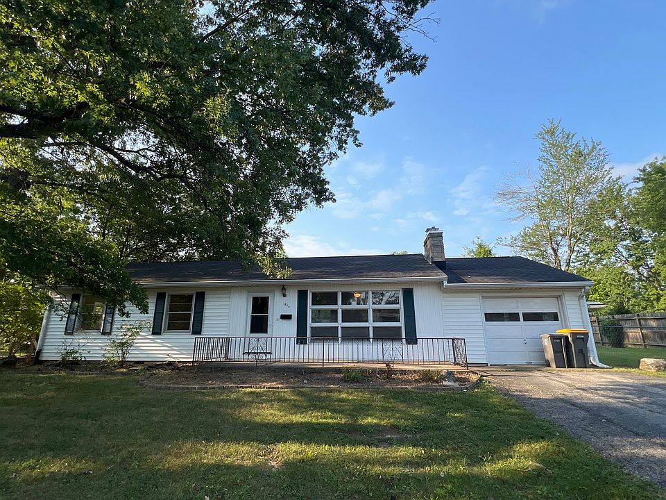 1st image of 1814 E Southdowns Dr