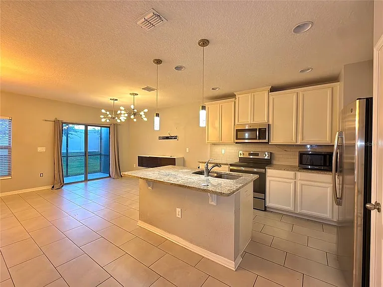 1031 Flowing Tide Dr — Photo 9