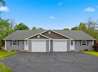 6343 Youngstown Hubbard Rd, Hubbard, OH 44425