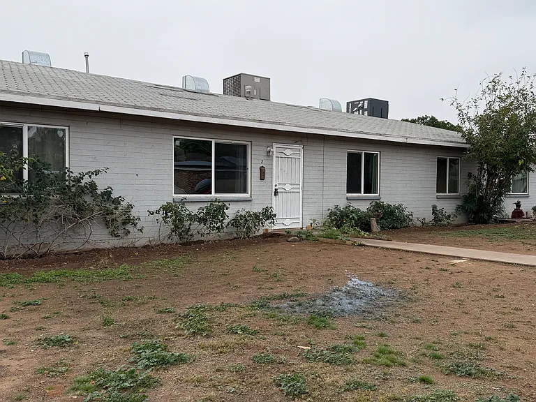745 E Weldon Ave #2 — Photo 2