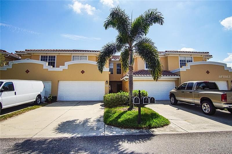 1st image of 257 Valencia Cir