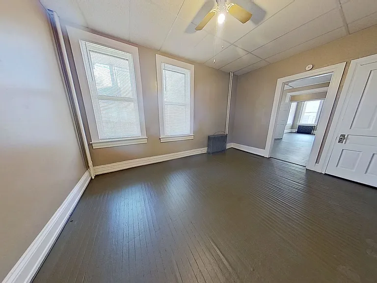 319 Roosevelt Ave #1 — Photo 6