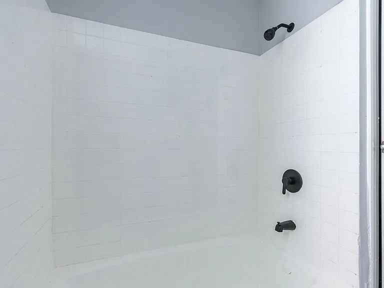 6100 NASSAU RD — Photo 17