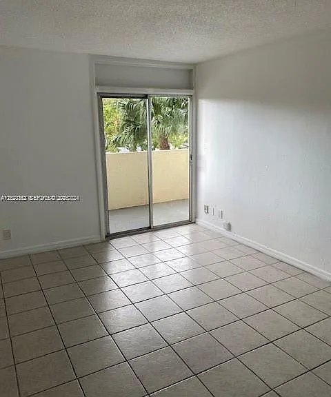 801 NW 47th Ave #214W — Photo 2