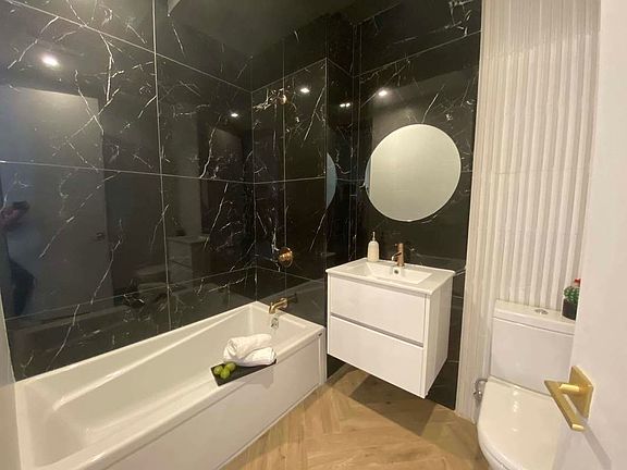 5th image of 292 Union Ave #605
