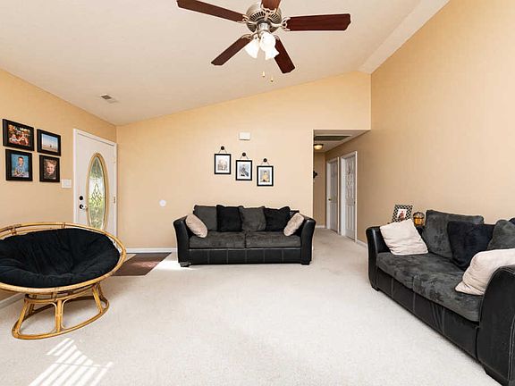 5th image of 7912 Temple Ln