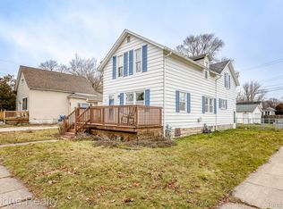 901 Garfield St, Port Huron, MI 48060