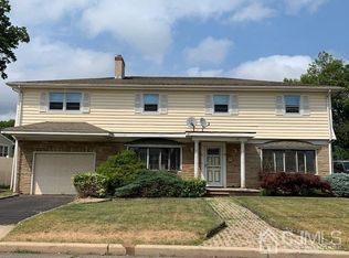 80 N Washington Ave, Colonia, NJ 07067