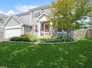 402 Purcell Rd, Volo, IL 60073