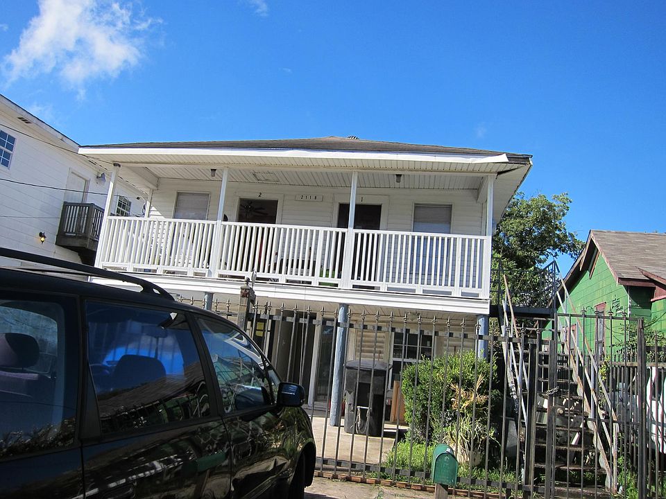 1st image of 2118 Webster St APT 3