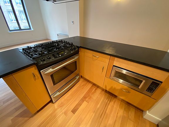 5th image of 217 Front St APT 4C