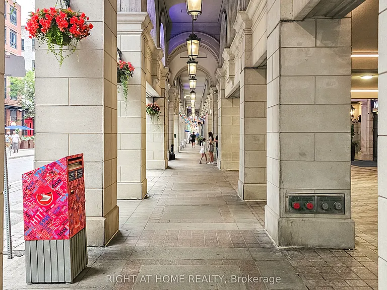 25 The Esplanade #1610 — Photo 35