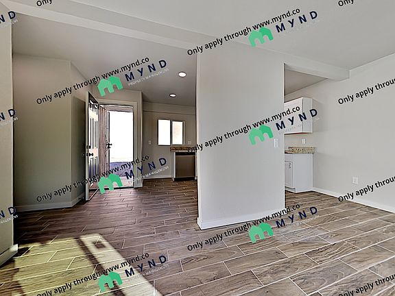 4th image of 421 N Central Ave #2