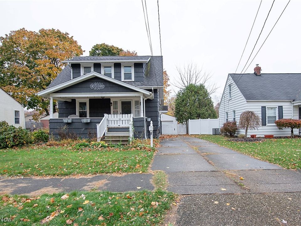 1st image of 796 Chinook Ave
