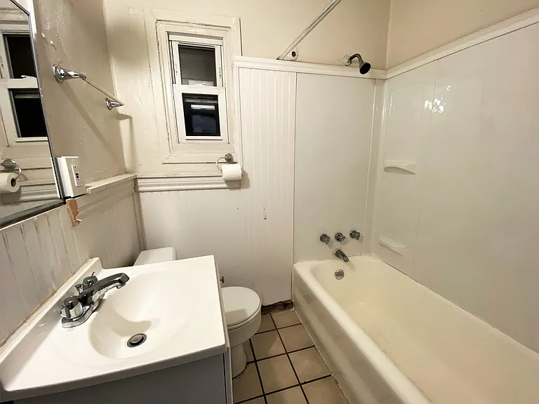Squirrel Hill - Apartments For Rent In Pittsburgh — Photo 12