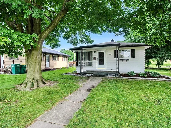 2031 Panama St, Mishawaka, IN 46544