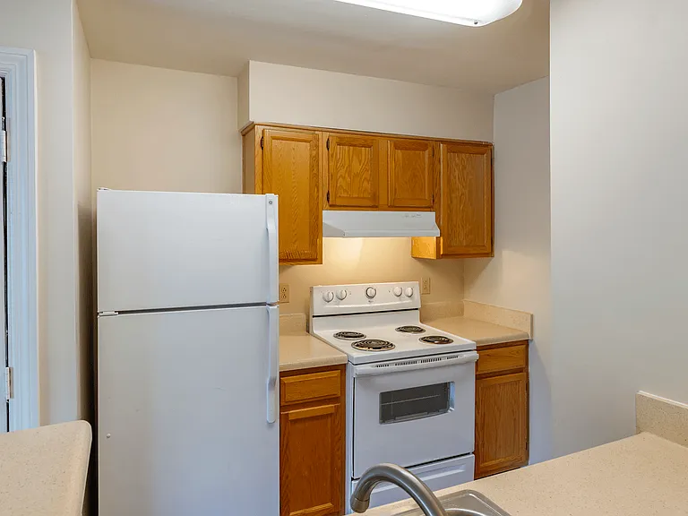 Arboretum Place Apartments — Photo 2