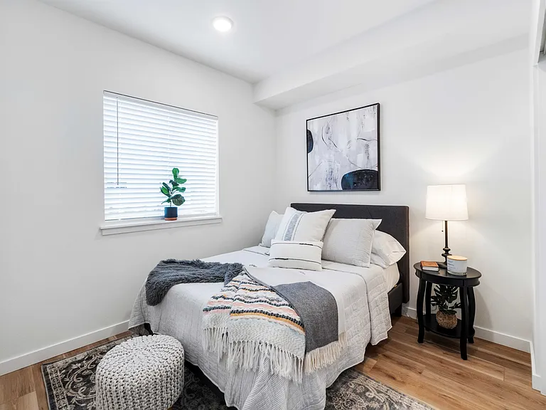 Bell Pointe Terrace Apartments — Photo 14