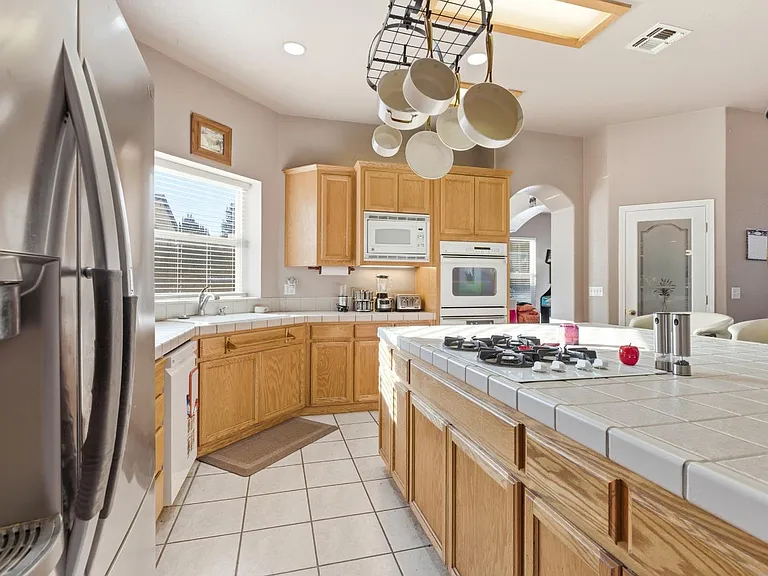 5412 Port Alice Way — Photo 8