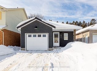 82 Orchid Cres, Kitchener, ON N2E 3N4