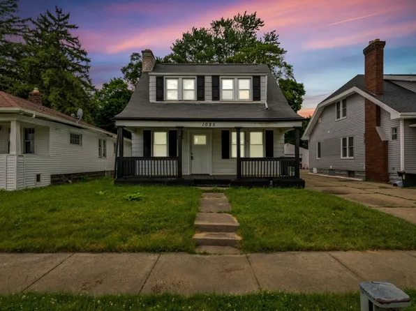 1025 Gladwin St, Flint, MI 48504