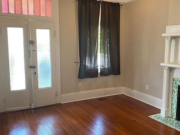2nd image of 202 S Scott St