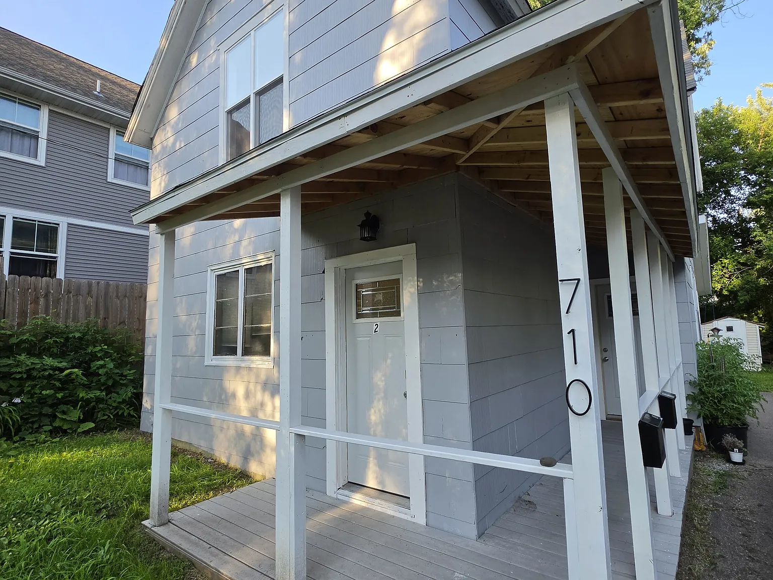 710 Desoto St — Photo 1