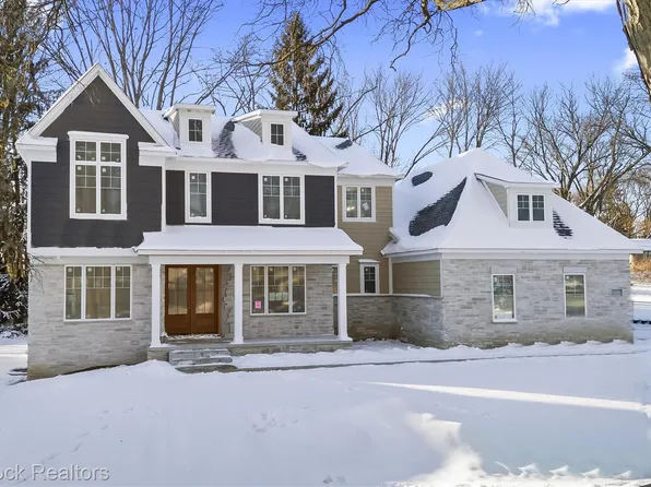 3627 Middlebury Ln, Bloomfield Hills, MI 48301