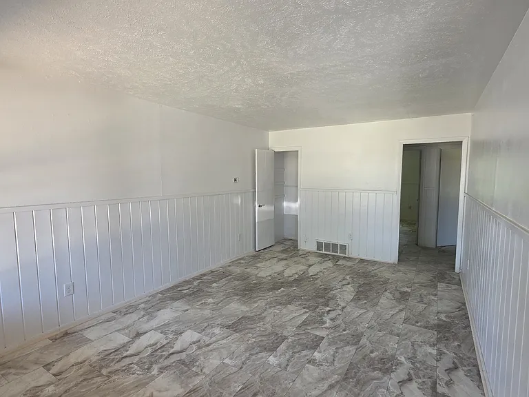 1236 Belew St — Photo 10