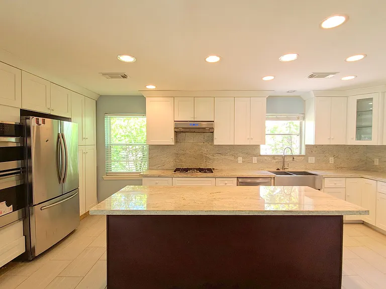 139 Haversham Dr — Photo 6