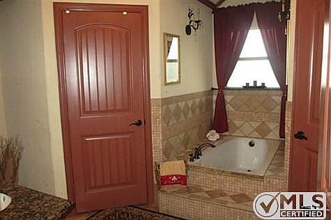 5th image of 2718 NW 26th St