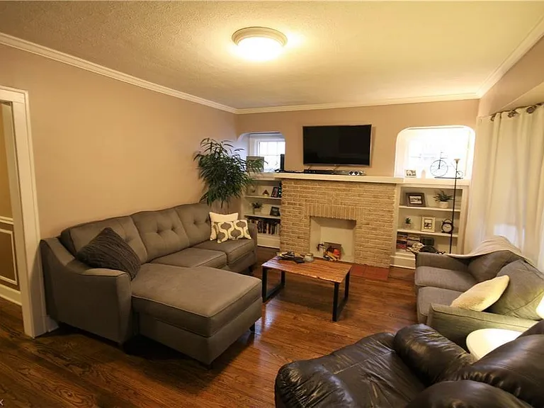 14319 Garfield Ave #DOWN — Photo 3