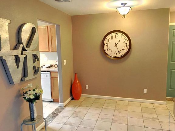 2nd image of 794 Castle Valley Blvd APT J