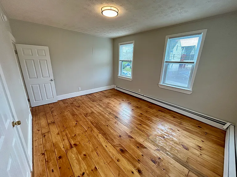 409 Main St #105 — Photo 16