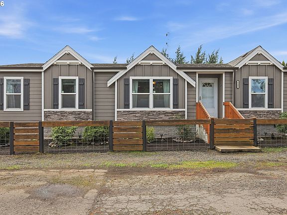 2nd image of 734 Filbert Ave