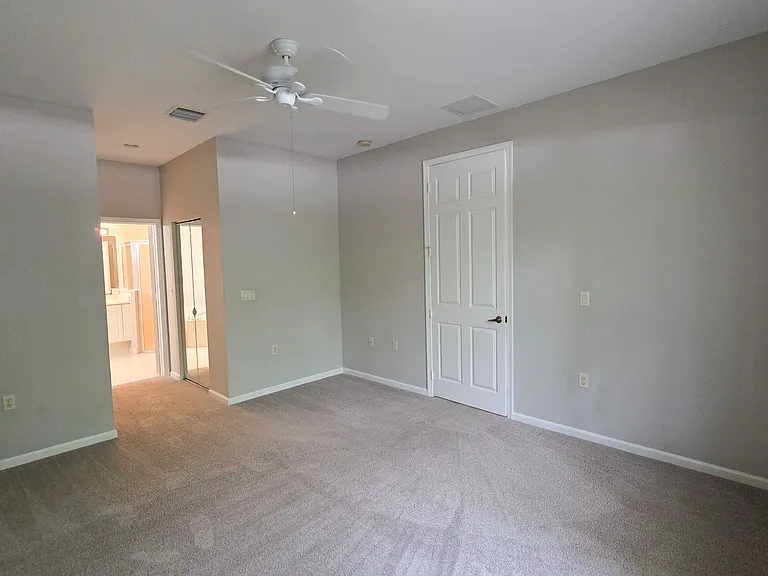 2565 Langrove Ln SW — Photo 10