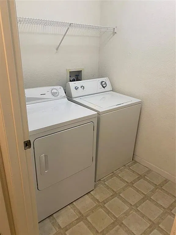 1 bed, 1.0 bath, 892 sqft, $1,275 — Photo 4