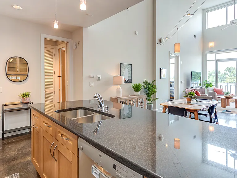 2608 Erwin Rd #417 — Photo 10