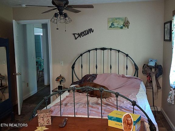 5th image of 272 Chittum Rd